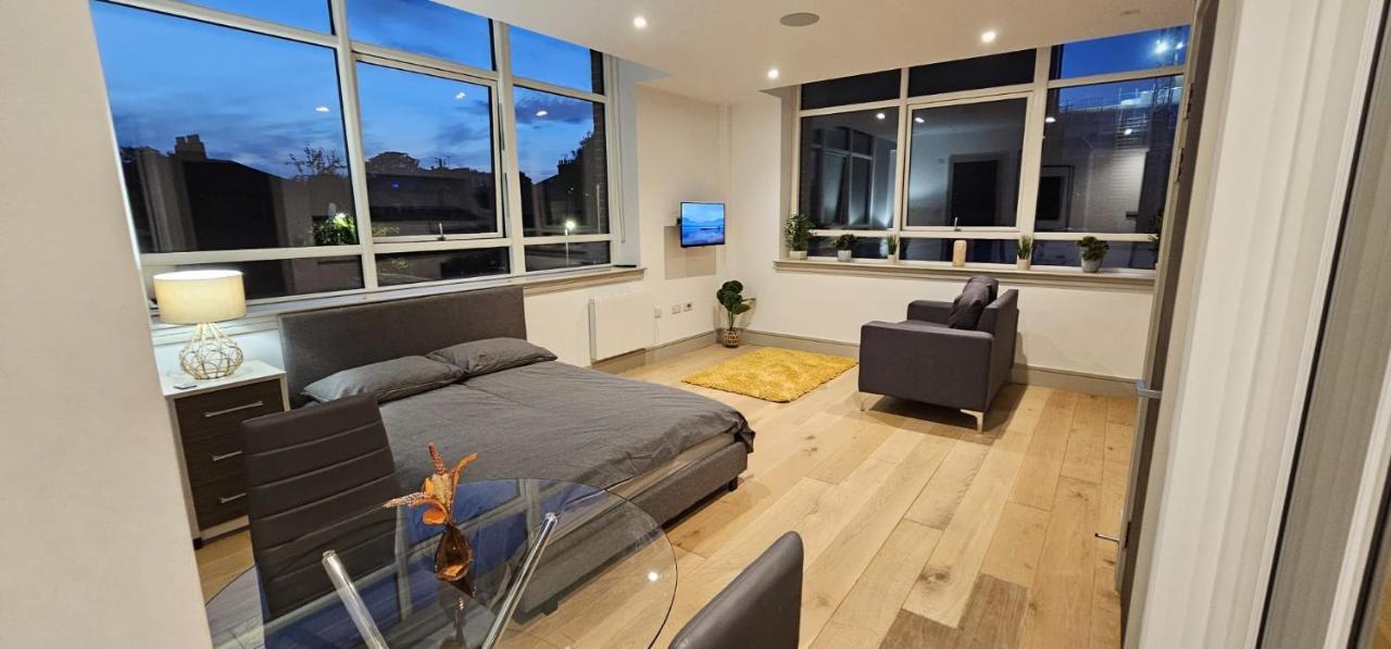 Studio Flat In Tottenham London Exterior photo